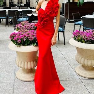 Badgley Mischka Collection Red One-Shoulder Rosette Scuba Gown size 0